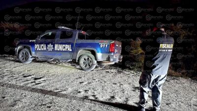 ATENTADO. Hombres armados asesinan a balazos a jefe de policía y una mujer en el Estado de México