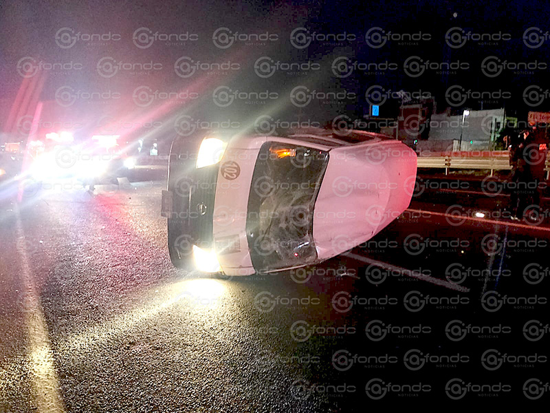 TRAGEDIA. Terrible accidente en autopista deja dos mujeres muertas y nueve personas heridas