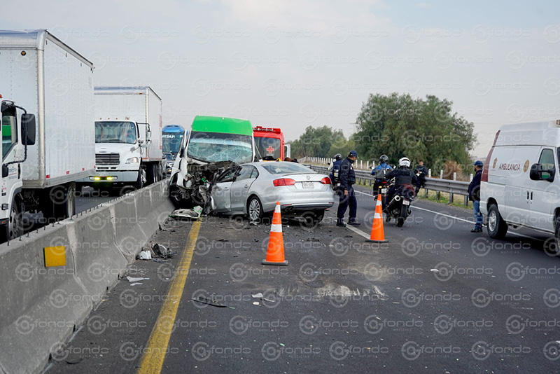 ASESINO. Gonzalo maneja una combi y se metió a autopista en sentido contrario; mató a una mujer