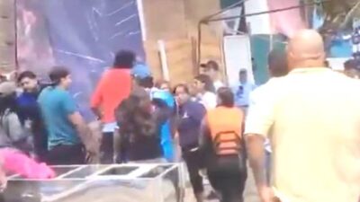 VIDEO: Turistas borrachos y lancheros abusivos arman pelea campal en la playa