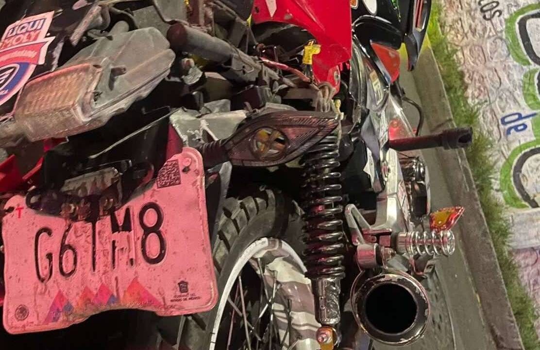TRAGEDIA: Motociclista muere solo al caer afuera de un famoso balneario