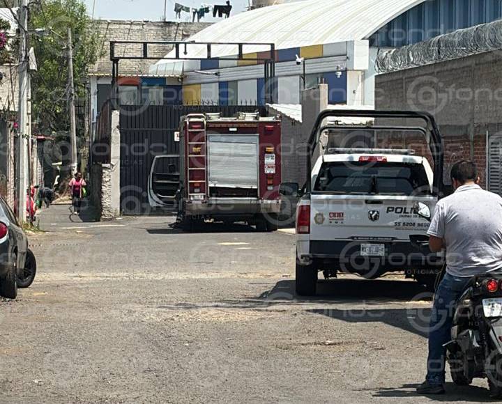 PESADILLA. Mamá preparaba el desayuno mientras su hijo de 2 años se ahoga en un tambo