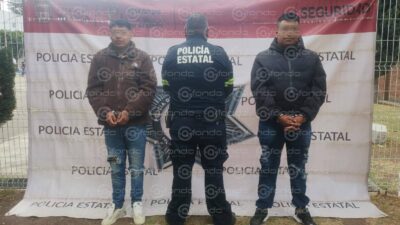 ATENCIÓN: Cae pareja de ‘motorratones’; atacaban a transeúntes en calles de Edomex