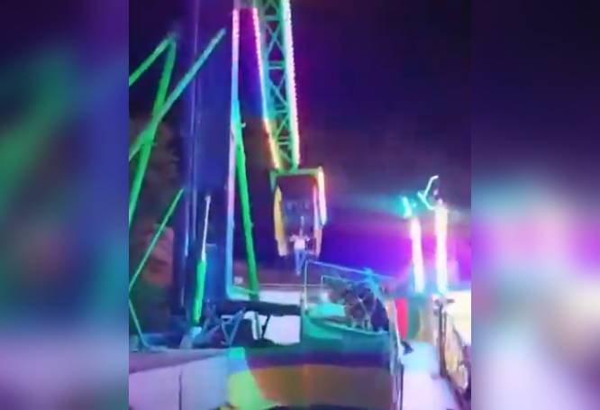 VIDEO: Terror en la feria; jóvenes salen ‘volando’ de un juego mecánico