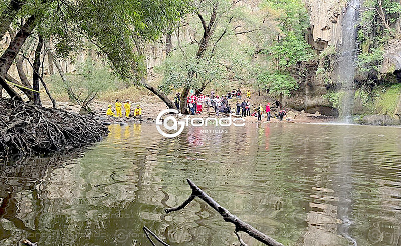 TRAGEDIA. Daniel tenía 27 años, decidió celebrar el Sábado de Gloria nadando en una cascada y se ahogó