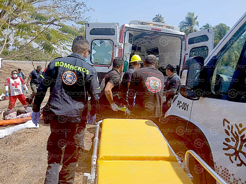 ÚLTIMA HORA. Familia se fue de paseo a Acapulco en una camioneta; 6 de ellos regresaron sin vida al Edomex
