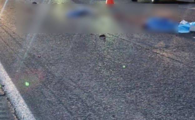 VIDEO: Motociclista queda destrozado en la autopista; varios autos le pasaron encima