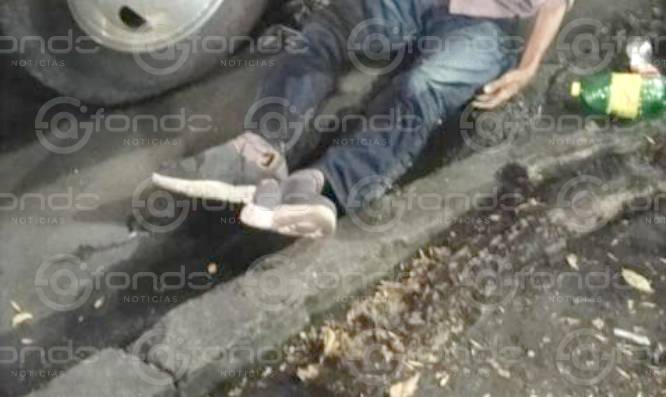 TRISTEZA: Abuelo pasaba las noches en una vieja camioneta y anoche murió solo