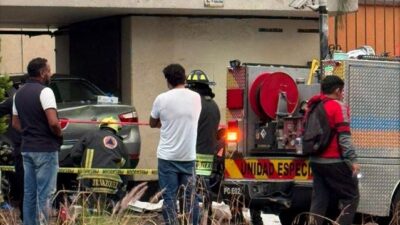 TRAGEDIA: Señor baja a abrir su portón y muere aplastado por su propio carro