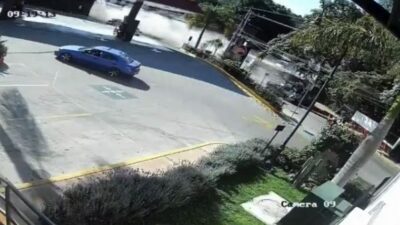 VIDEO: Difunden momento del accidente del autobús de turismo en Edomex; se quedó sin frenos