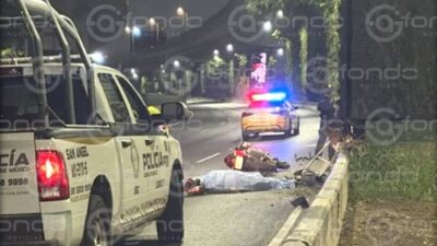 TRAGEDIA: Motociclista fuera de control choca contra un muro y termina muerto