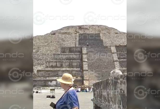 VIDEO: ‘¡Llamen a la policía!’; sujeto armado sube a la Pirámide de la Luna y realiza detonaciones