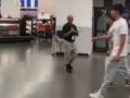 VIDEO: Joven cliente recibe golpiza de empleados de seguridad de un Walmart