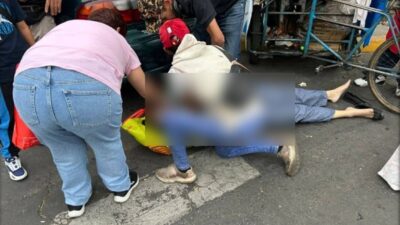 TRÁGICO: Abuelita caminaba sola en la avenida cuando la muerte llegó de repente