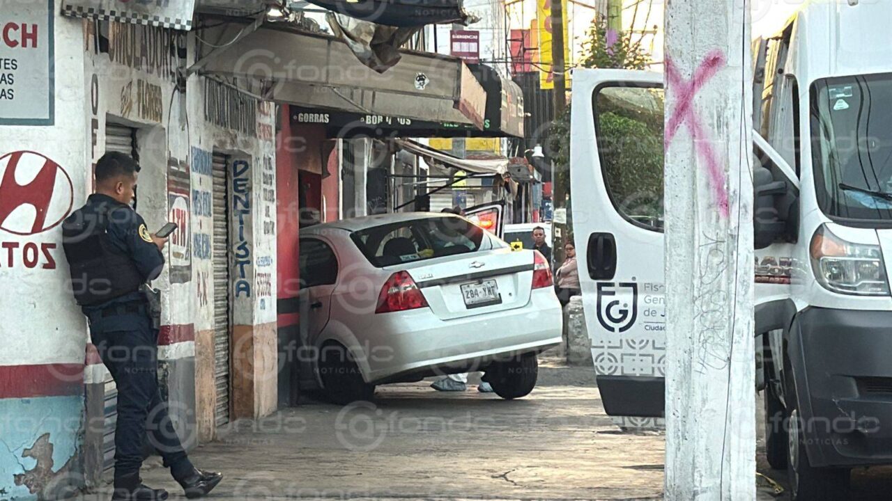 VIOLENCIA. Conductor no pudo escapar de su verdugo; muere baleado y estrellado