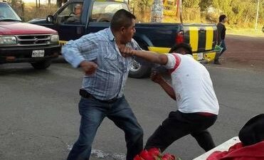 LOCURA. Sujeto alcoholizado mata a tiros a dos hombres durante la famosa ‘Cabalgata’ en Edomex