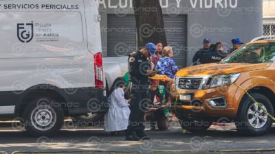 TRÁGICO. Abuela cruzaba sola la avenida cuando la muerte llegó en una camioneta