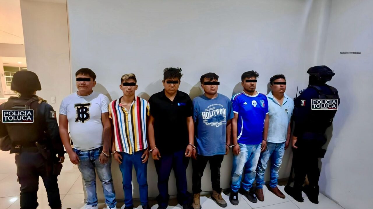 ALERTA: Familia es engañada en falsa venta de vehículo y les quitan 150 mil pesos; hay detenidos