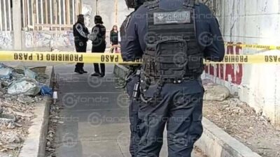 INHUMANO: Abandonan un feto escondido entre escombros abajo de un puente