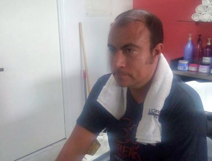 VIDEO: Cliente pervertido; sujeto exhibe sus partes íntimas cuando lo atendían en una estética