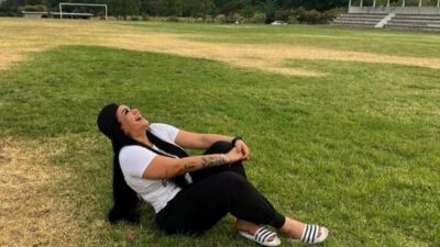 FEMINICIDIO. Violeta tenía 2 hijos y un negocio donde la asesinaron; días antes denunció ‘cobro de piso’
