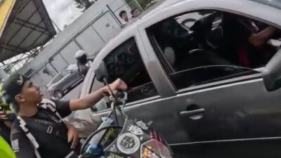 VIDEO: Motociclistas ‘montoneros’ agreden a conductor durante una ‘rodada’