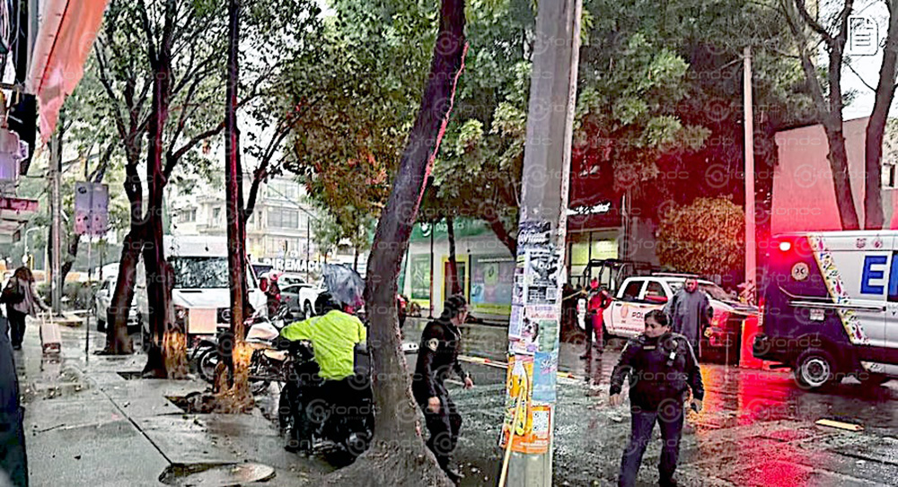 ACRIBILLADO. Jorge Luis manejaba una motocicleta BMW cuando lo asesinaron a balazos