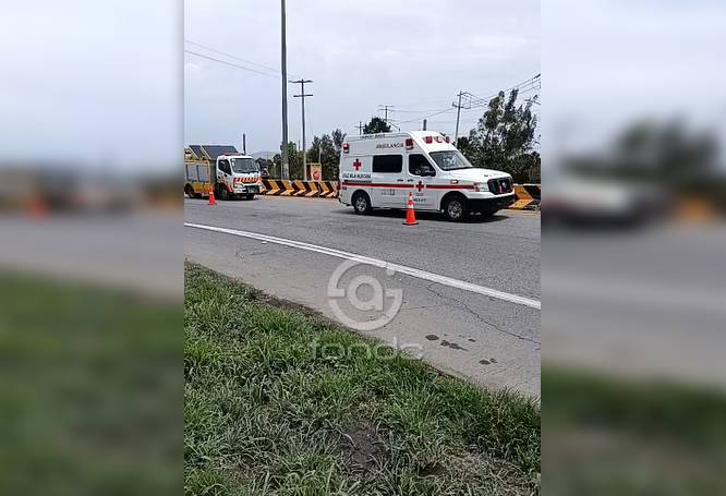 VIDEO: Motociclista usaba casco y eso no impidió que muriera en un accidente