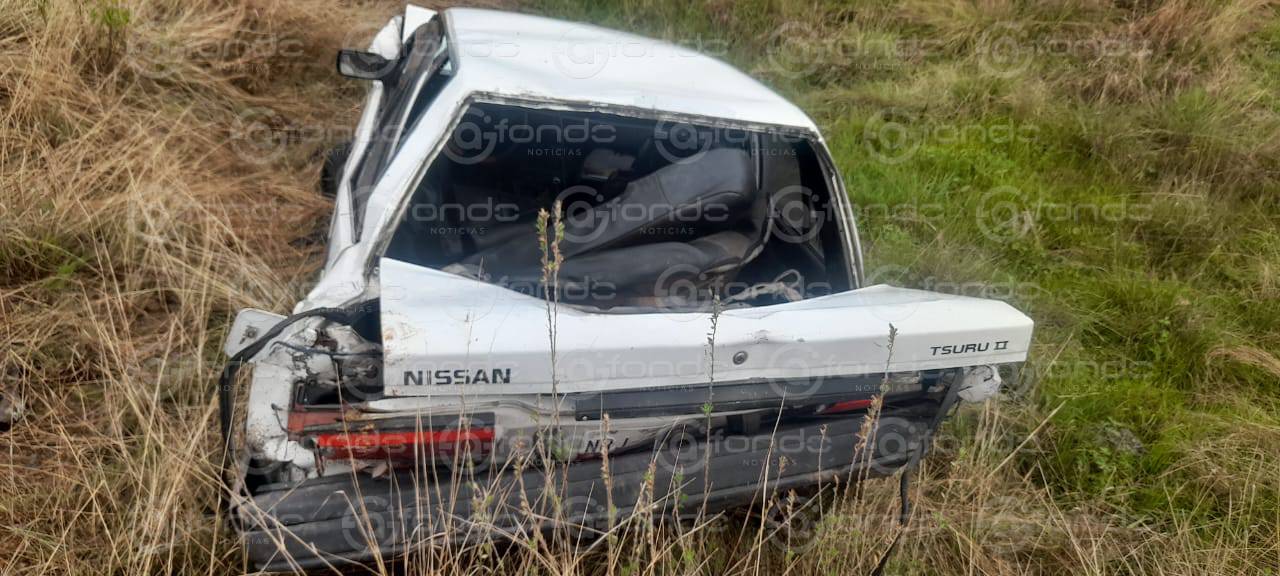 TRAGEDIA: Ivonne tenía 42 años e iba en un Tsuru viejo que cayó al barranco y ella murió