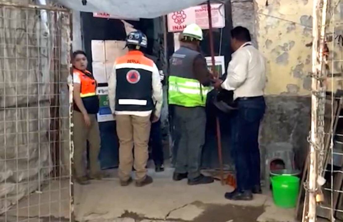 TERRIBLE: Joven trabajador estaba en un edificio en demolición y muere aplastado por una barda