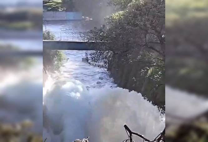 VIDEO: Nueva mega fuga provoca tremendos daños y se desperdician millones de litros de agua