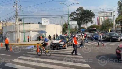 URGENTE: Mujer cruzaba una importante avenida y un camión de pasajeros la mató