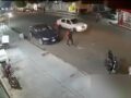 VIDEO: Ratero usa una llave ‘chorla’ y se lleva una motocicleta estacionada