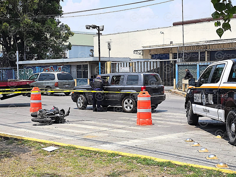 LAMENTABLE. Fernando tenía 19 años y manejaba un motocicleta; la mañana de este domingo murió en un accidente