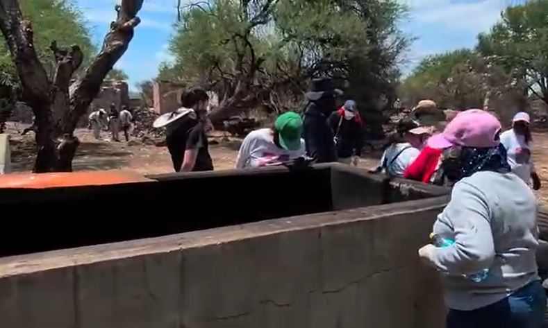 VIDEO: ‘Huele a carne quemada’; madres buscadoras encuentran un crematorio clandestino