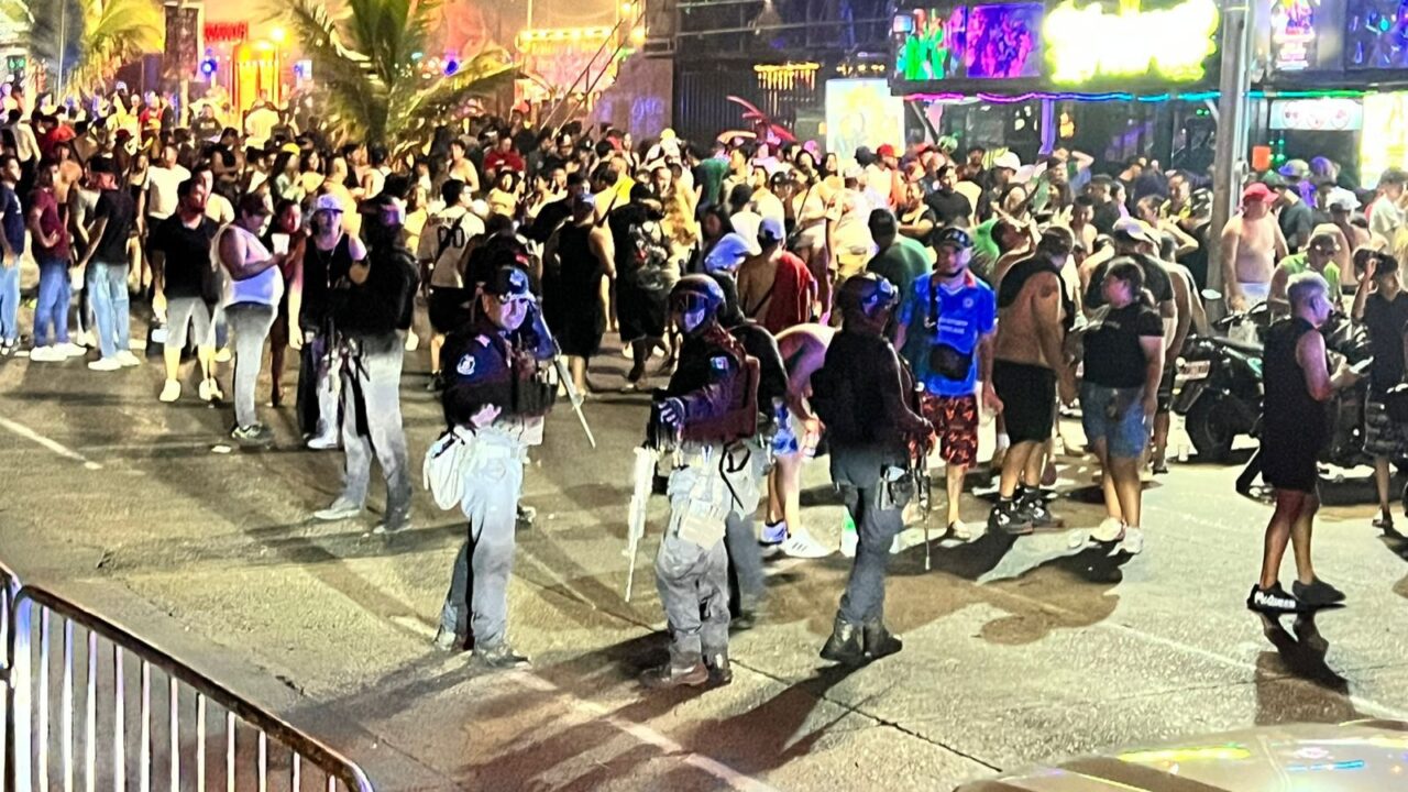 VIDEO: Moteros regresan frustrados del ‘Acamoto’; operativos les arruinan la fiesta