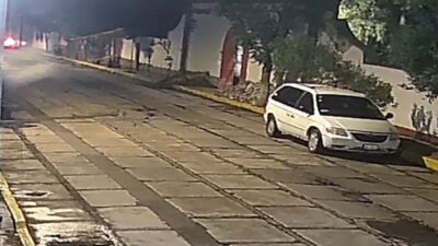 VIDEO. Músicos de marimba estacionan su camioneta y se la roban con todos los instrumentos