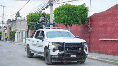 MACABRO. Dejan una cabeza humana dentro de una hielera; policías se pusieron agresivos