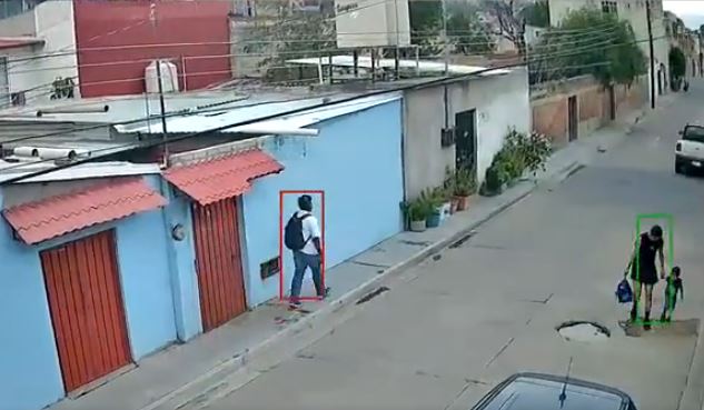 VIDEO: Mujer con su hijo es atacada sexualmente por un supuesto ‘evangelizador’ cristiano