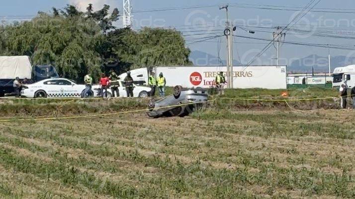 URGENTE: Conductor muere en su Seat luego de una fuerte volcadura