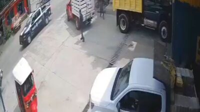 VIDEO: Patrulla choca contra un mototaxi y deja heridos a dos adolescentes