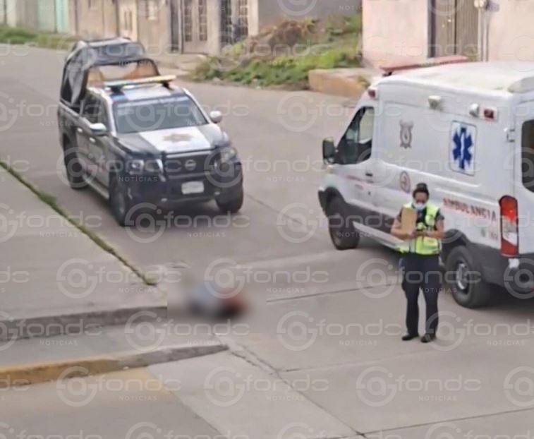 FEMINICIDIO #51. Vecinos oyeron disparos y al salir de sus casas encontraron a una mujer muerta