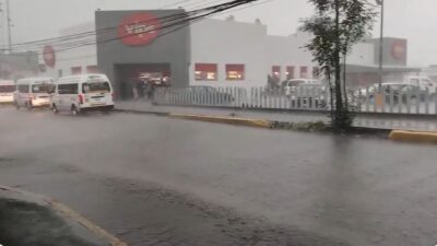 VIDEO. Tormenta azota de nuevo el valle de México; varias vialidades están colapsadas