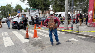 LAMENTABLE. «No puede ser, otra vez»; mujeres abandonan feto cerca de terminal de autobuses