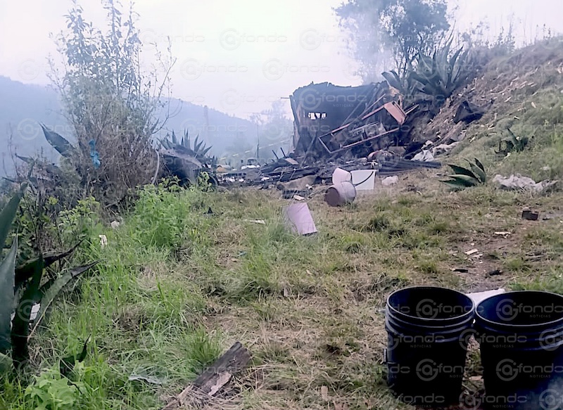 ÚLTIMA HORA. Mueren dos personas por explosión de polvorín clandestino en Edomex