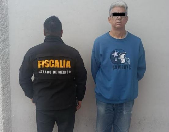 VIDEO: Maestro dijo que ‘era novio’ de una alumna de 14; lo capturan de nuevo en Edomex