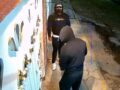 VIDEO. ‘Terror mientras duermen’; criminales intentan abrir casas de vecinos en Ecatepec