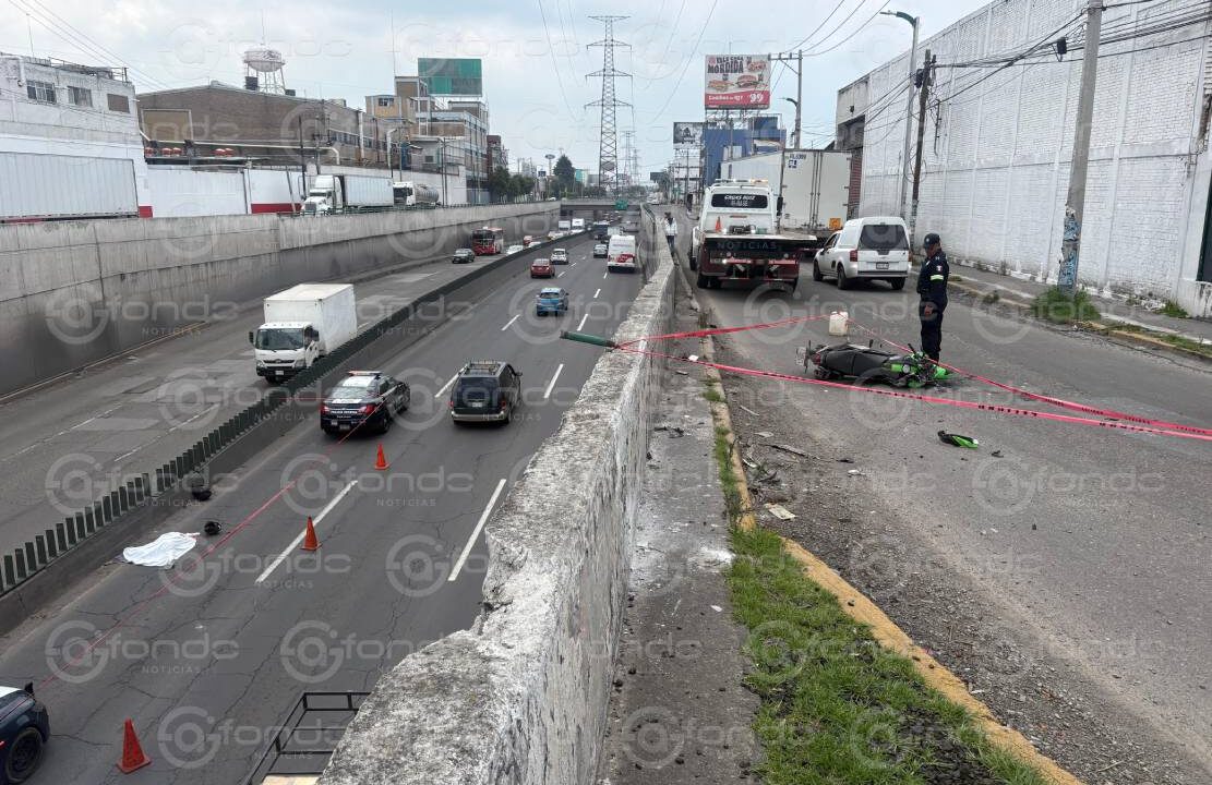 URGENTE: Motociclista ya no llegó a ver el partido; muere al chocar y caer varios metros