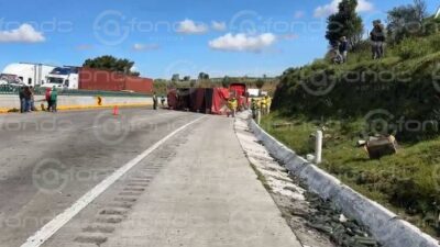 URGENTE: Muere un hombre prensado tras fuerte carambola en la autopista