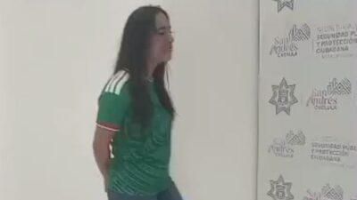 VIDEO: ‘Es mi exnovio’; mujer alcoholizada afirmó haber sido pareja de un supuesto contador del CJNG